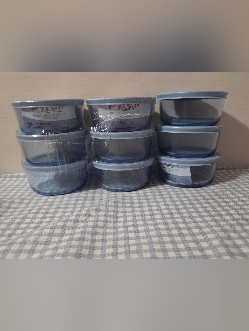 Pyrex Blue Glass Round Food Storage Bowls with Blue Lids - Set